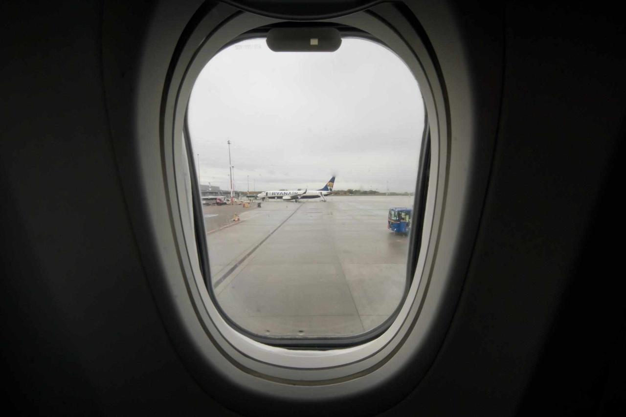 W nocy będzie się działo na poznańskiej Ławicy. "Prosimy mieszkańców okolic lotniska o zachowanie spokoju"