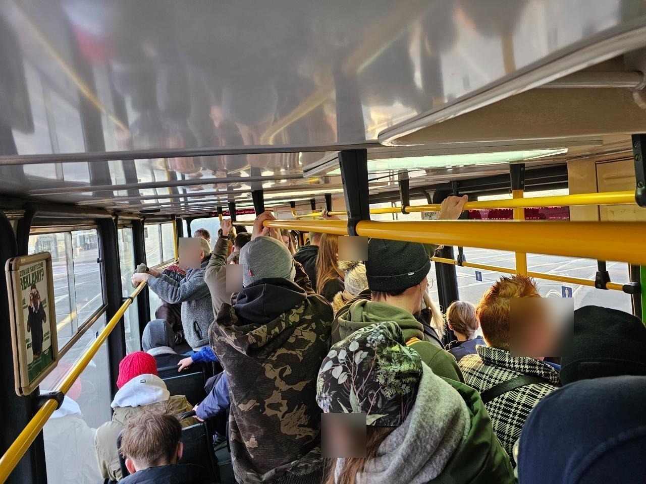 Czytelnik komentuje "brak perturbacji" według ZTM. "Gdyby jeździli swoimi wymysłami, to mieliby inne zdanie"