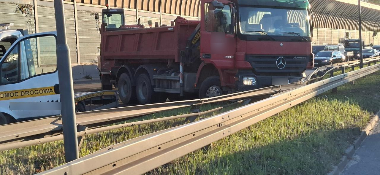 Wielki korek na ulicy Niestachowskiej