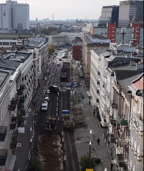 W Poznaniu budują nową trasę tramwajową. Przedstawiciele wykonawcy pojawili się w pobliskiej szkole