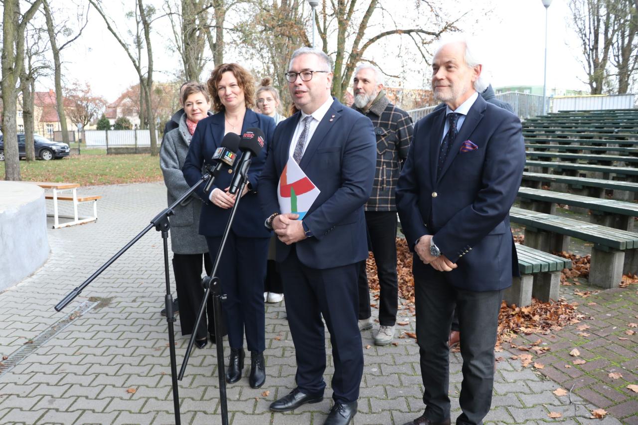 Miliony dla jednego z wielkopolskich miast. Będzie nowoczesny amfiteatr i promenada