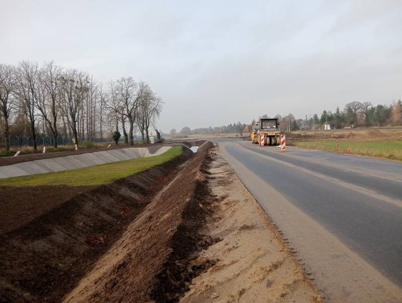 Największa inwestycja drogowa w historii powiatu poznańskiego postępuje! "Fajnie to wygląda"