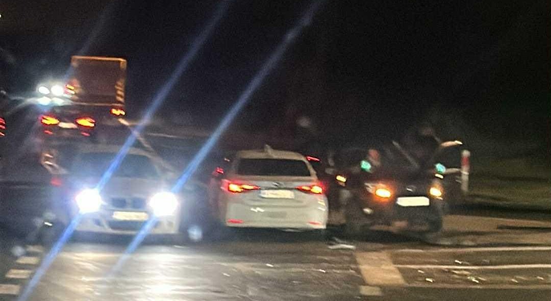 Zderzenie aut na poznańskim skrzyżowaniu. Duże korki!