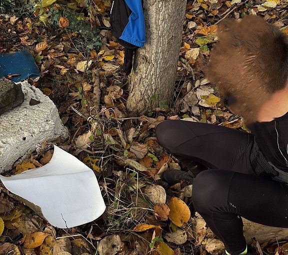 Taka instalacja pojawiła się na terenach zielonych w regionie. 38-latek został zatrzymany... dwa razy