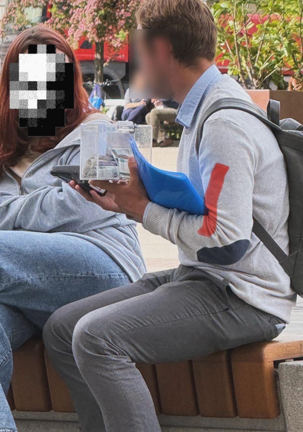 Naciągają z terminalami na zbiórki na poznańskim Starym Mieście. "Intratny interes"