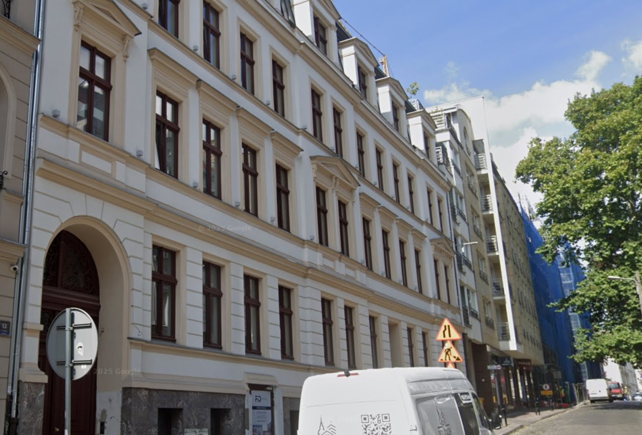 Mikrokawalerki w kamienicy w centrum Poznania nielegalne? Przełom w sprawie