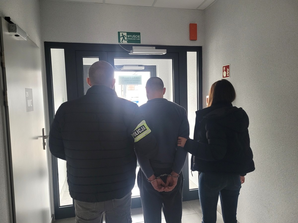 Brutalna bójka między Ukraińcami w hotelu pracowniczym w regionie. W ruch poszły szklana butelka i scyzoryk