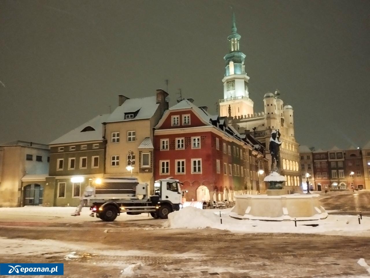 W Poznaniu ma intensywnie padać śnieg! Jest ostrzeżenie