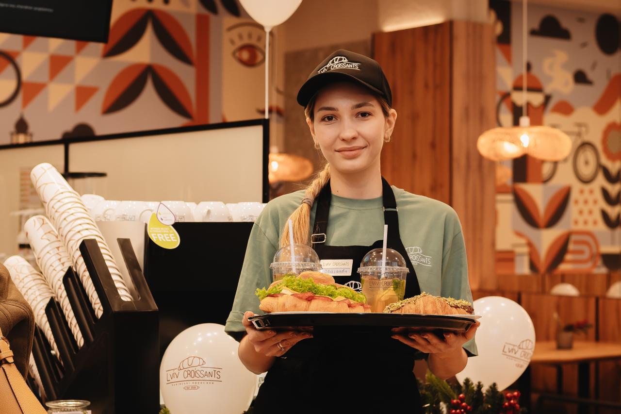 Ukraińska sieć piekarni z pierwszym lokalem w Poznaniu. Powstał na Półwiejskiej