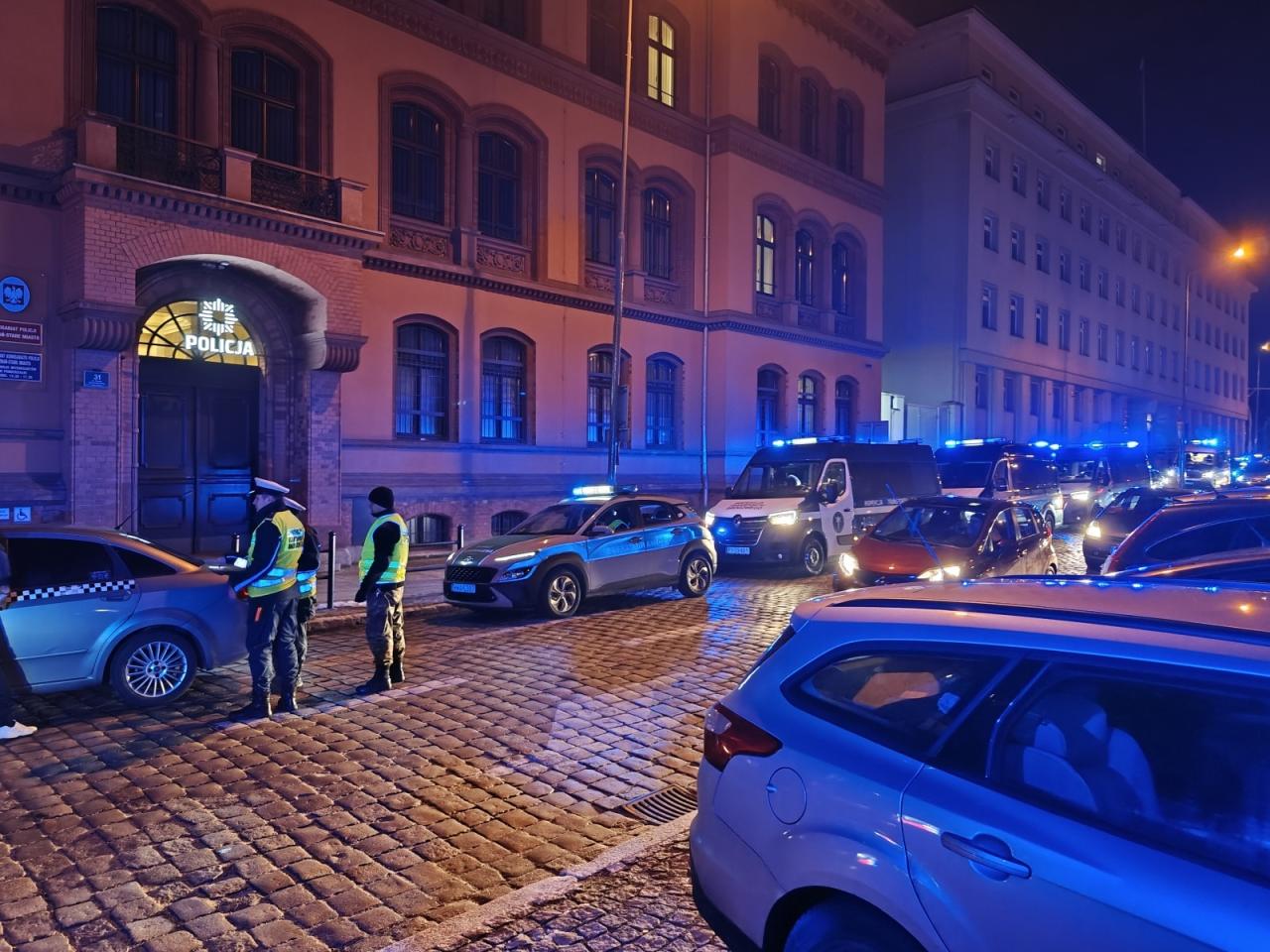 Kolejna nocna kontrola taksówek w Poznaniu. Nie wszyscy mogli kontynuować pracę