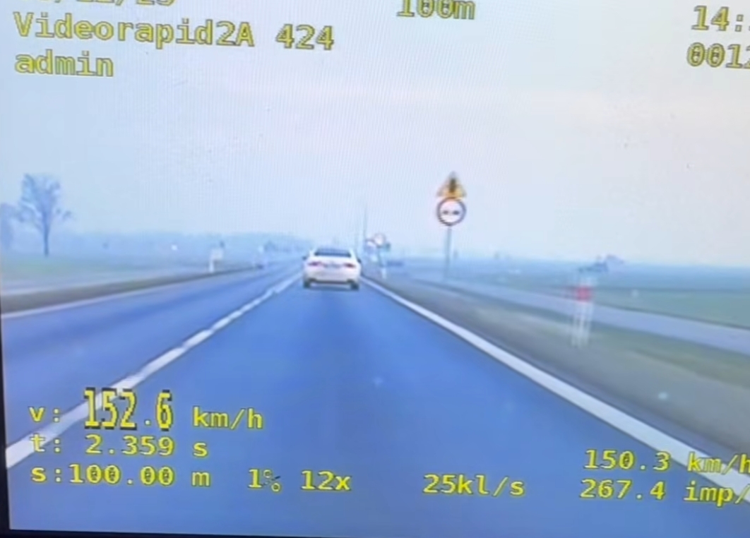 Nowe nieoznakowane radiowozy już w akcji. Wpadł recydywista