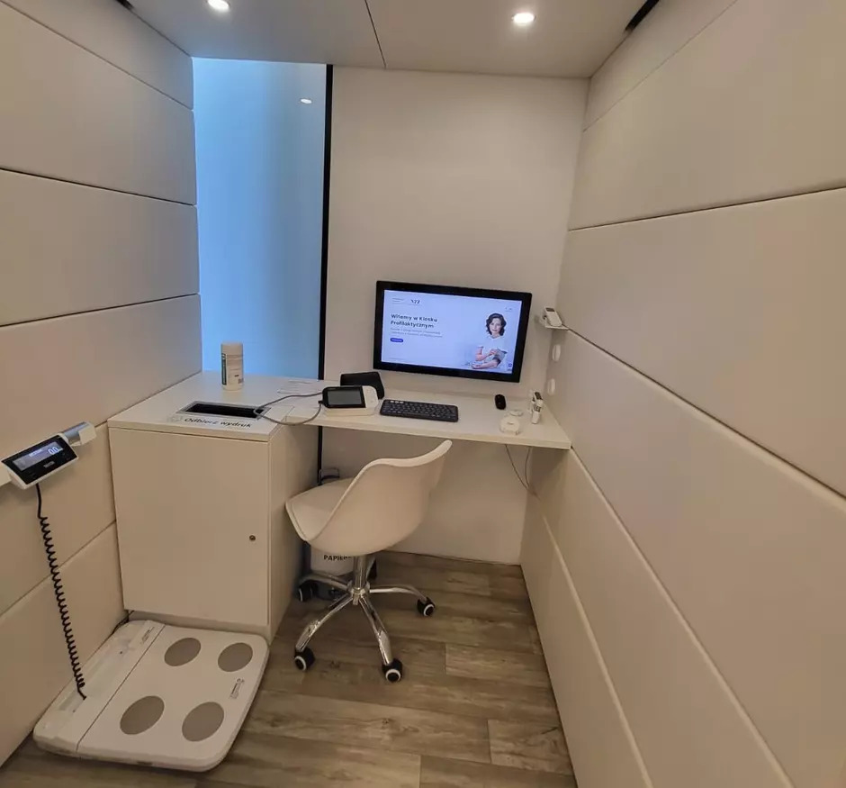 Spore zainteresowanie samoobsługowym kioskiem NFZ w Poznaniu. Co możemy tu bezpłatnie sprawdzić?