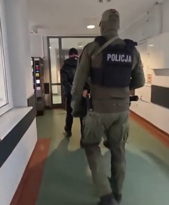 Przez 3 lata produkowali i handlowali nielegalnym tytoniem. Rozbito gang działający także w Wielkopolsce