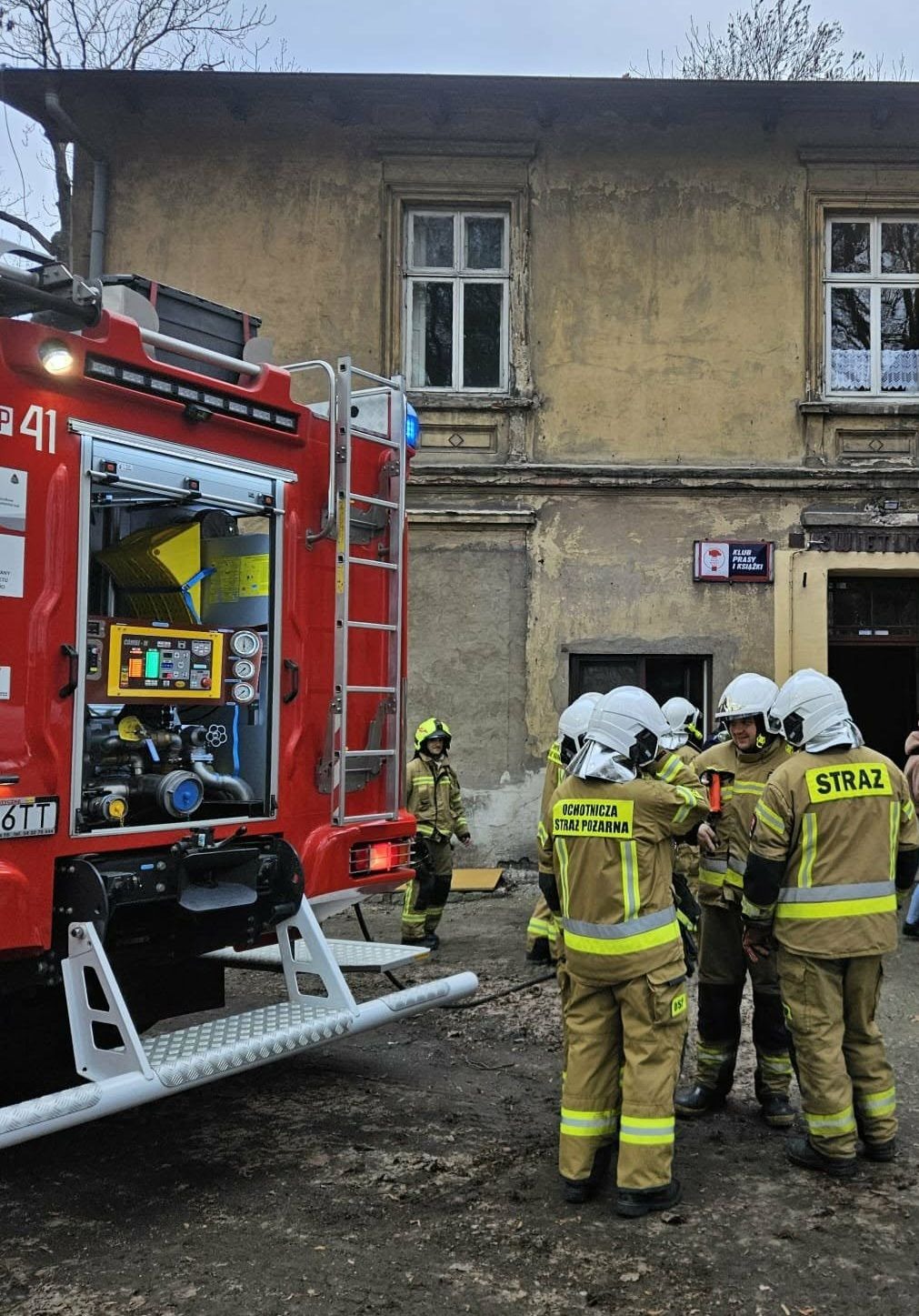 Tragedia pod Poznaniem. Nie żyją dwie osoby