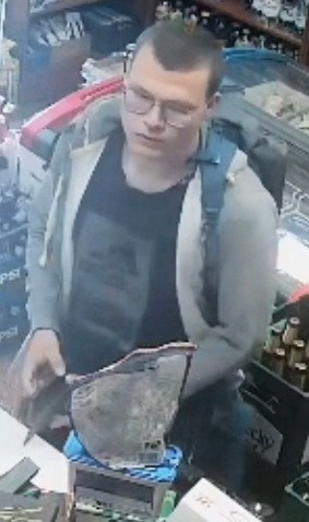 Policjanci szukają tego mężczyzny. Rozpoznajesz?