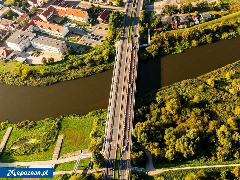 Trwa remont ważnego mostu w regionie. Jest apel o jazdę "na suwak"