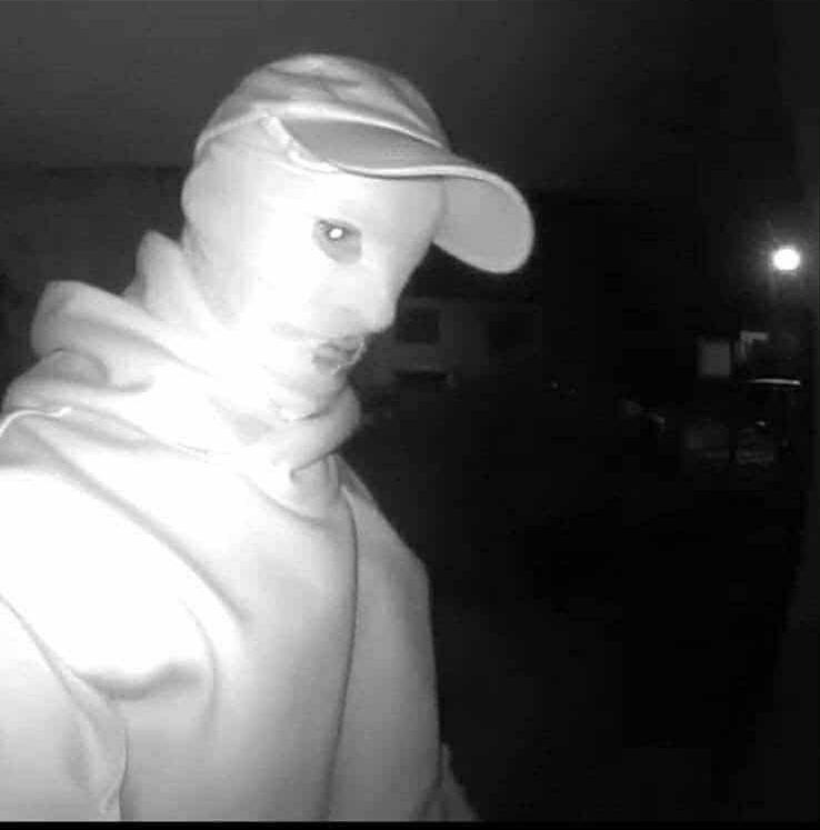 Seryjny włamywacz zatrzymany przez poznańskich policjantów. "Mechanizm działania zawsze taki sam"