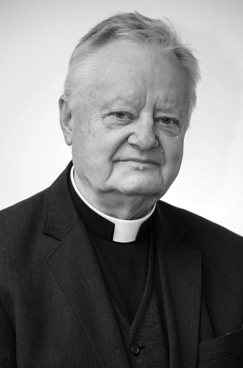 Nie żyje ksiądz profesor Bogdan Częsz