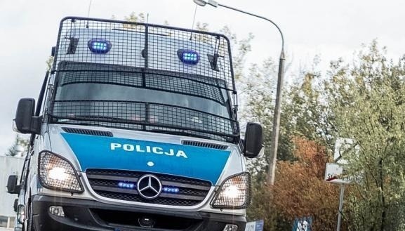 Pięciu mężczyzn rozpoczęło Nowy Rok w policyjnym areszcie. Mieli przy sobie zabronione substancje