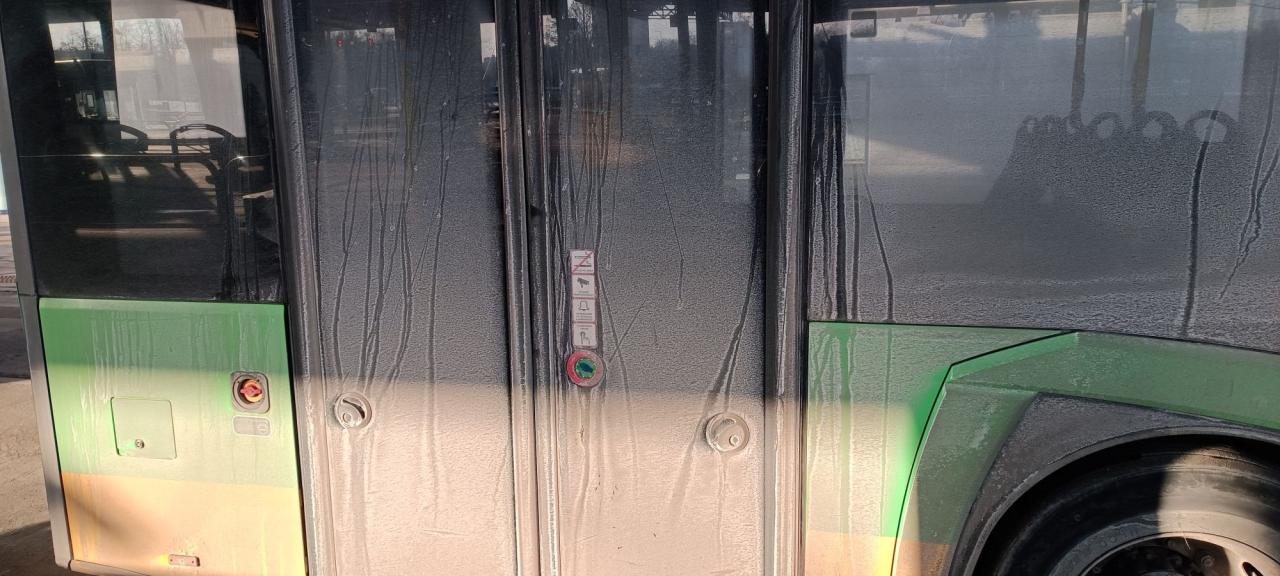 Poznańskie autobusy MPK wyjątkowo brudne? "Pasażer chciałby mieć możliwość odczytania numeru linii"