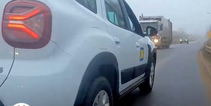 Niebezpieczna sytuacja na drodze w Poznaniu. Kierowca nękał rowerzystkę? "Lecz się człowieku" Jest nagranie w Internecie.