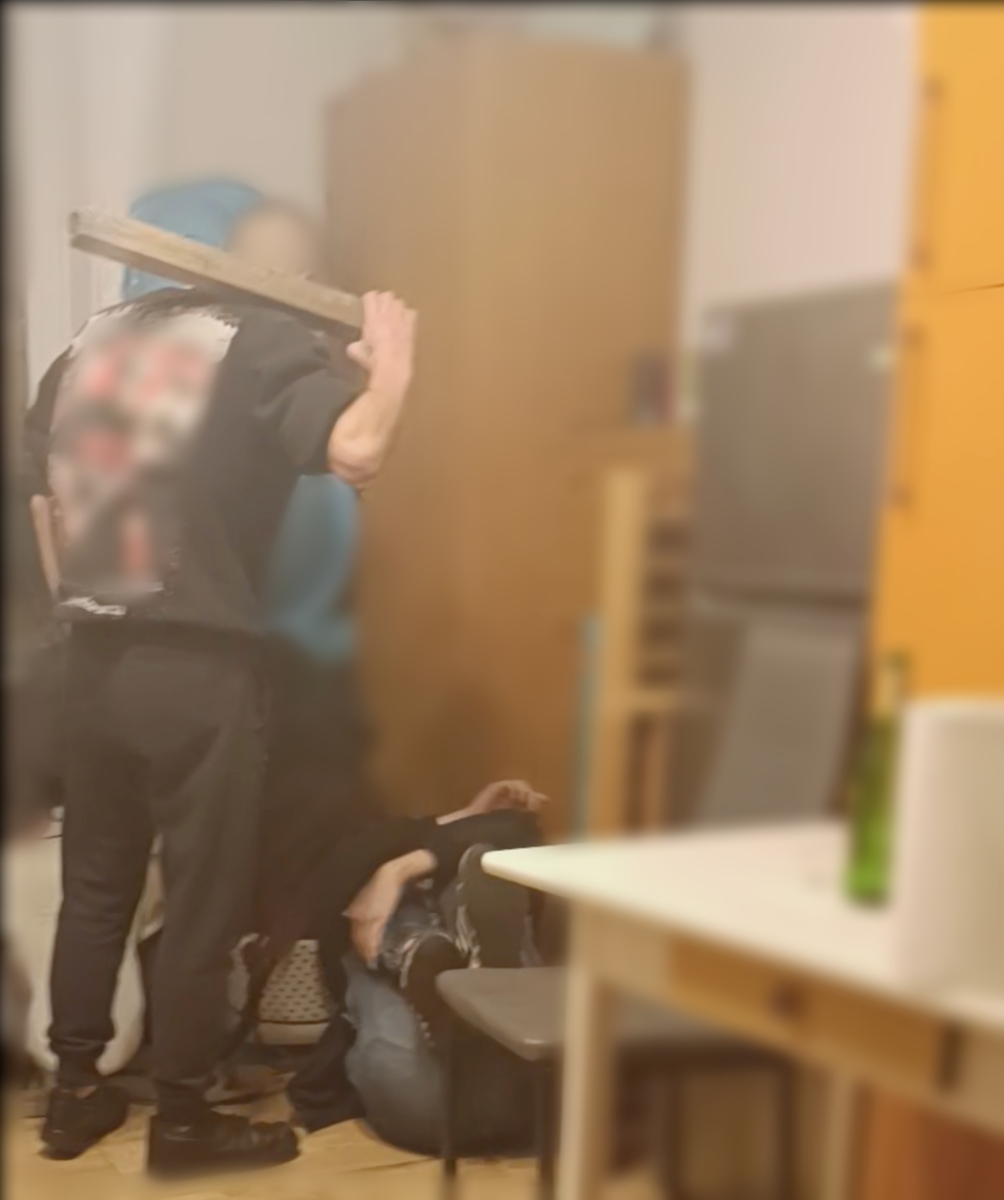 Terroryzowali swoich rówieśników z Piły. Było bicie drewnianą belką i wożenie w bagażniku