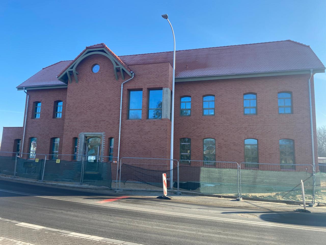 Dawny podpoznański dworzec kolejowy zmienia swoje oblicze. Wiadomo, jaką będzie pełnił funkcję