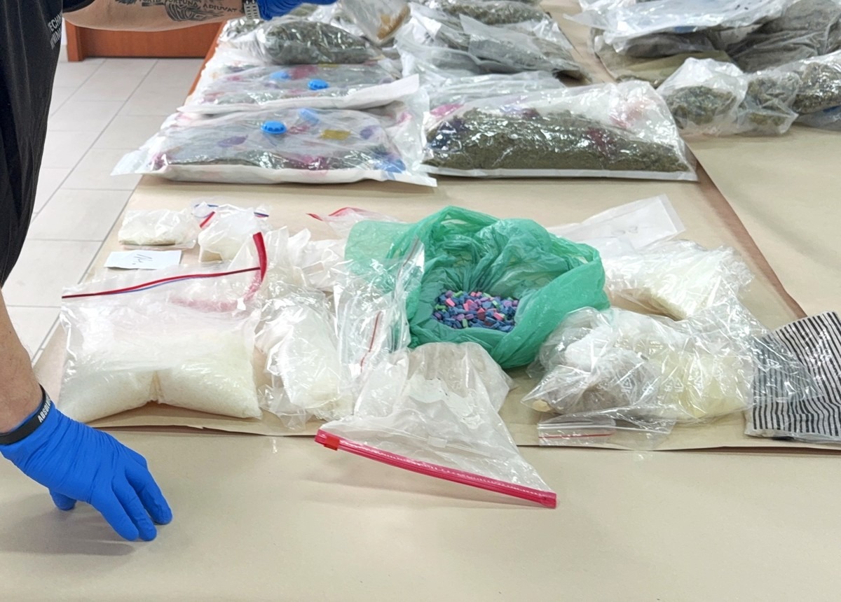 Uderzenie w narkobiznes. 65 kilogramów narkotyków i czterech zatrzymanych