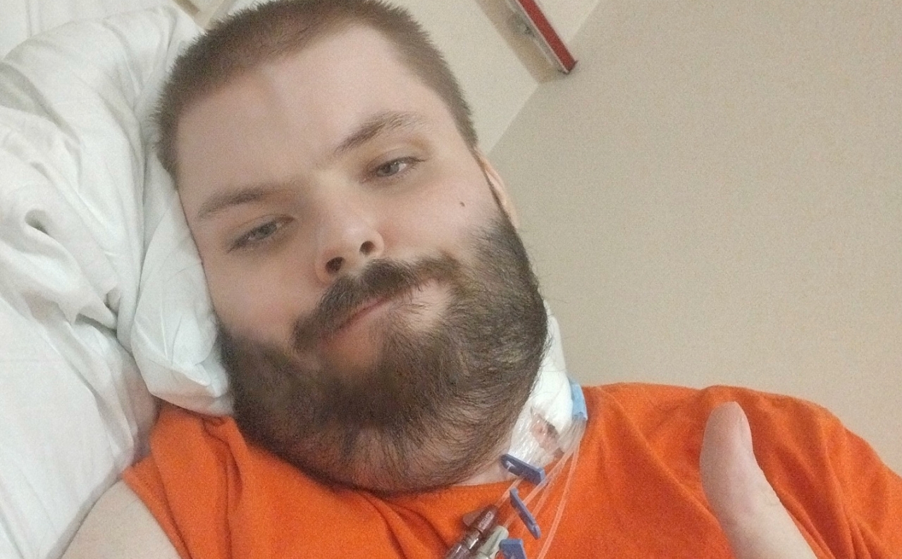 Poznaniak walczy z ostrą białaczką. Wielokrotnie pokazywaliśmy u nas jego zdjęcia