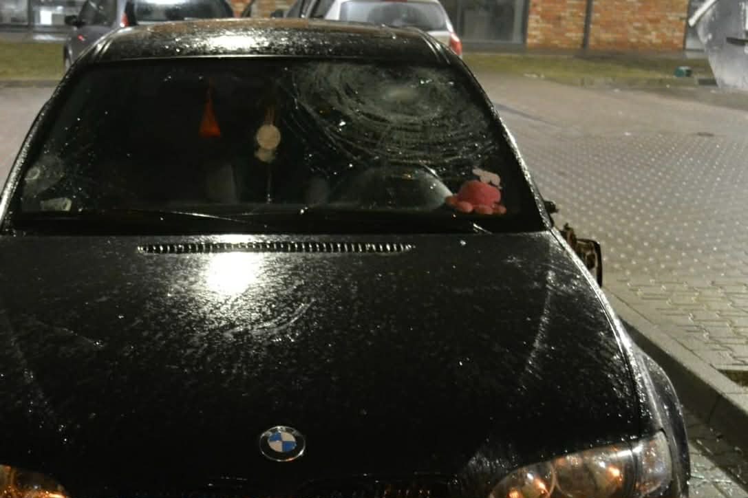 Region. Najpierw była kłótnia, później demolka BMW. Zatrzymano ojca i syna