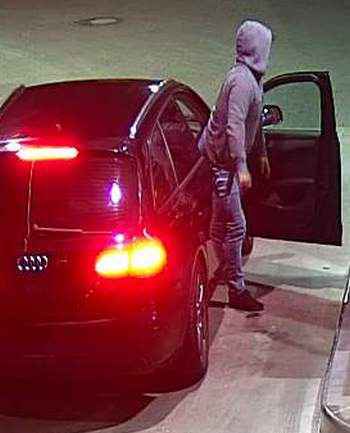 Policjanci szukają tego mężczyzny. Rozpoznajesz?