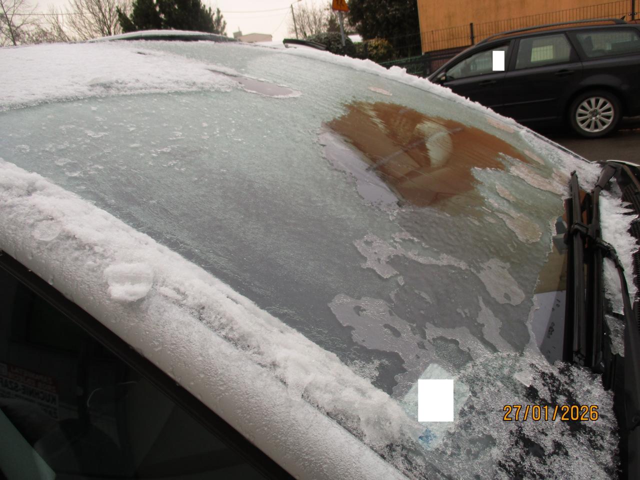 8-latek potrącony na przejściu dla pieszych w regionie. Tak wyglądała przednia szyba samochodu