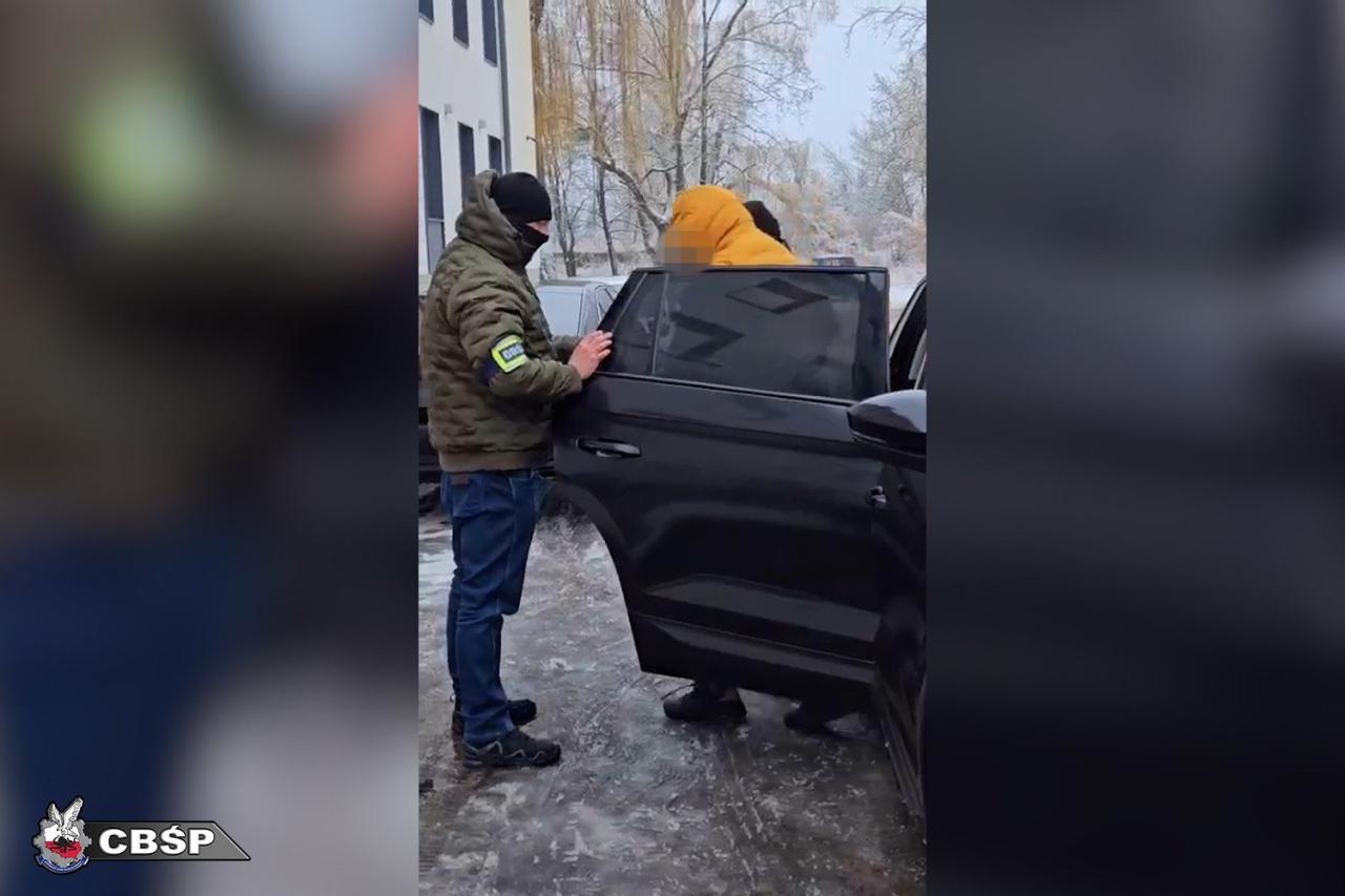 YouTuberzy zatrzymani w związku z podejrzeniem organizowania nielegalnego hazardu. Wśród nich osoby związane z Poznaniem