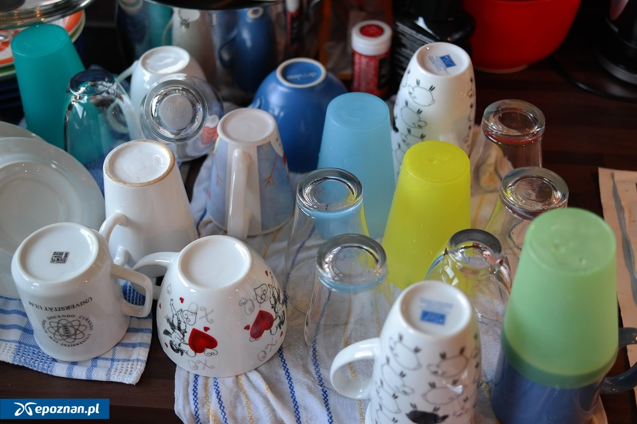 GIS wycofuje ze sklepów szklanki z Chin!