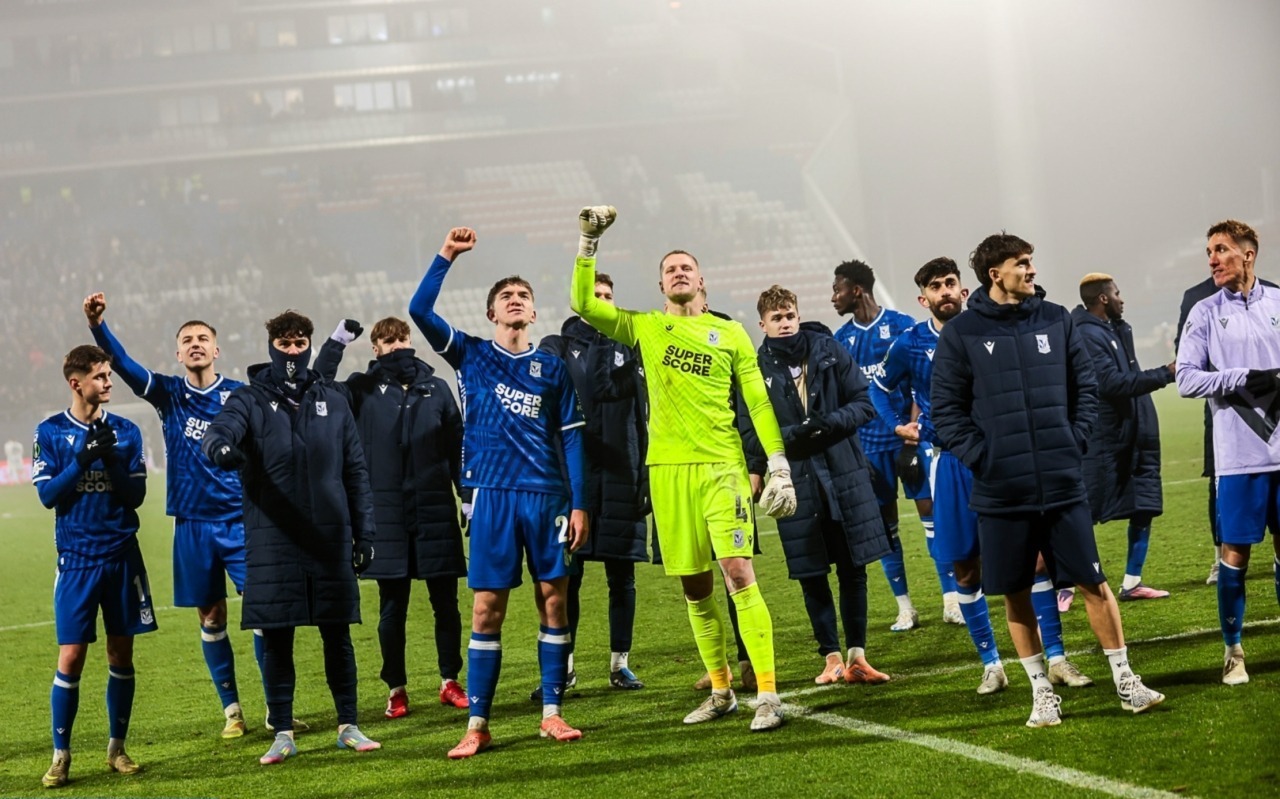 Piąta kara w tym sezonie dla Lecha Poznań za kibiców. UEFA nie ma litości. Łącznie nazbierało się ponad 300 tysięcy złotych kary