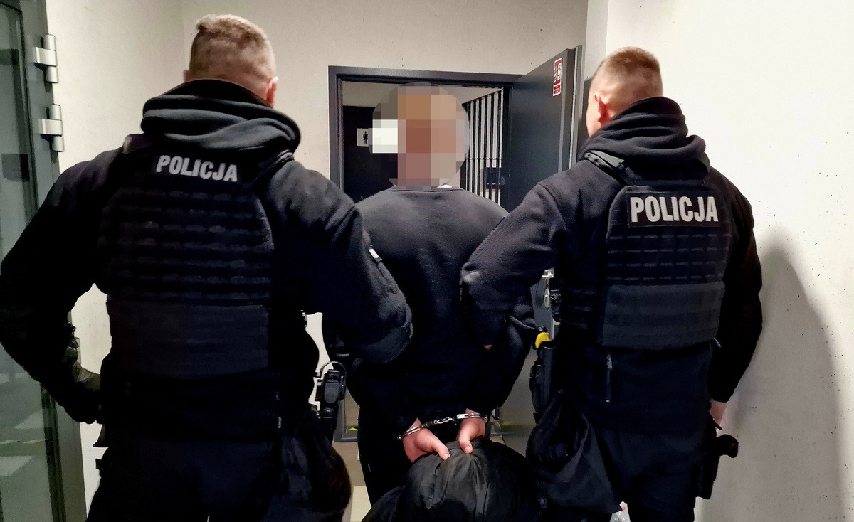 Region. Nie chciał zapłacić za kurs i groził taksówkarzowi przedmiotem przypominającym broń