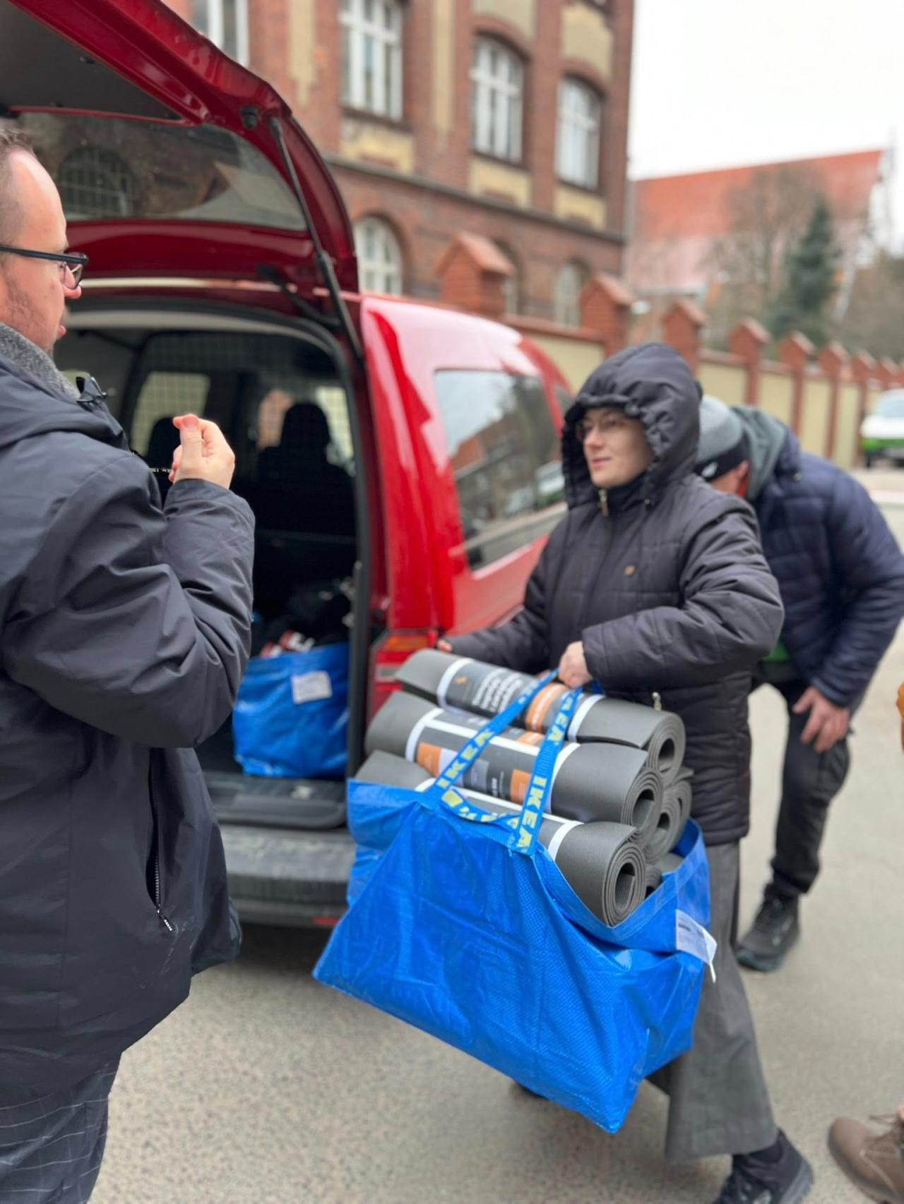 Zima nie odpuszcza. Wypełnione są wszystkie miejsca w Centrum Pomocy Osobom w Kryzysie Bezdomności. Caritas cały czas niesie pomoc