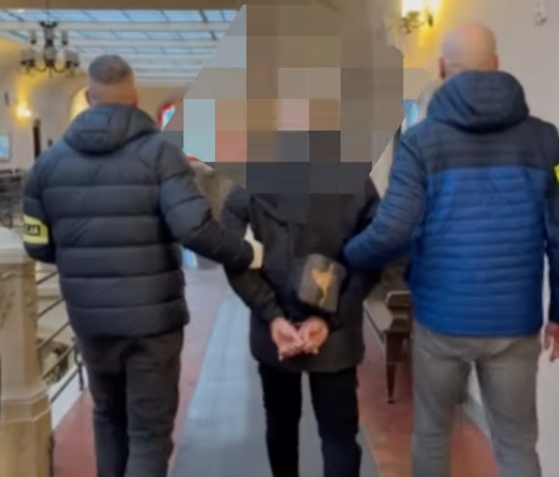 Ubierał się w lekarski kitel i okradał pracowników oraz pacjentów poznańskiego szpitala