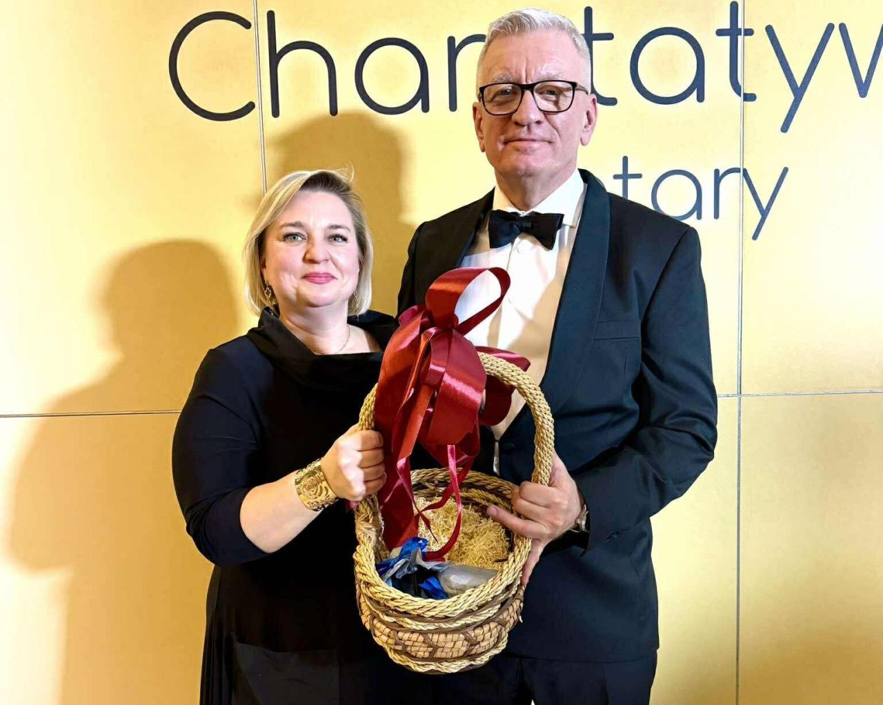 Jacek Jaśkowiak wystawił na aukcję charytatywną dwa słoiki swoich konfitur wiśniowych. Cena robi wrażenie