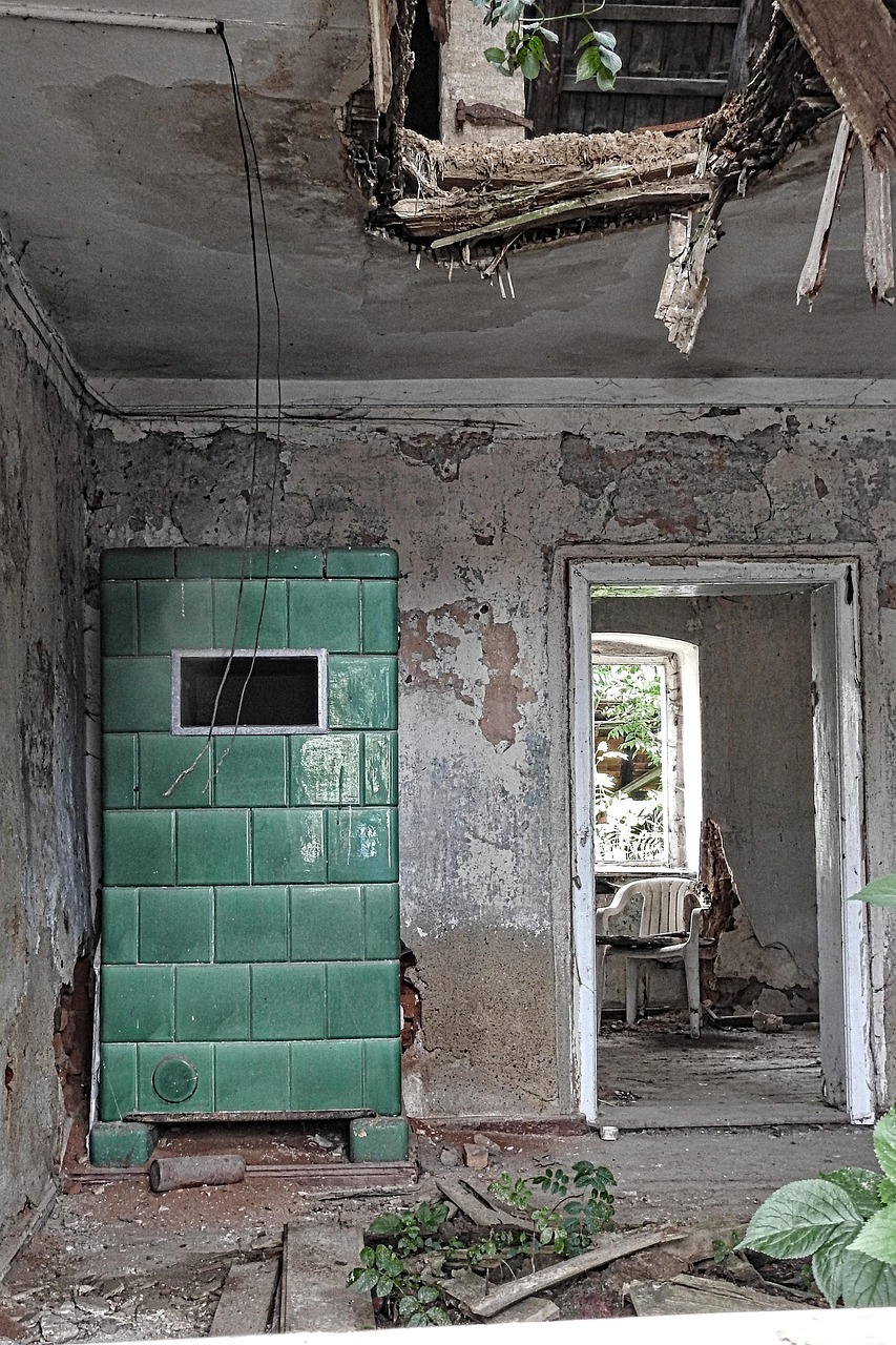 Właściciele i zarządcy budynków mieszkalnych mają obowiązek zgłaszać zmianę źródła ciepła. Muszą zdążyć przed upływem terminu