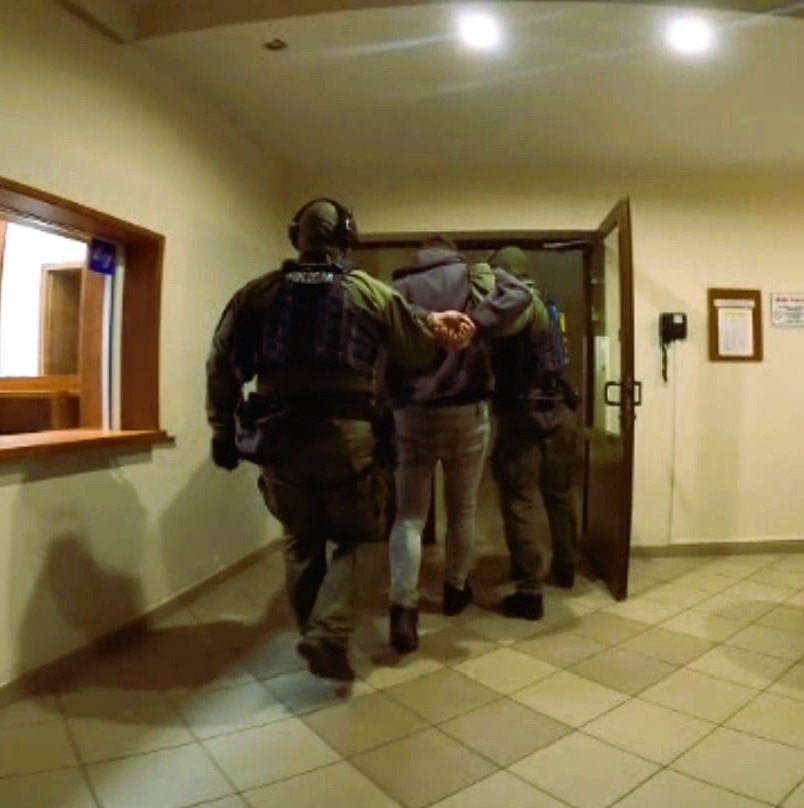 Taka kontrola drogowa w regionie mogła zaskoczyć. "Potężnie zbudowani policjanci w pełnym taktycznym wyposażeniu"