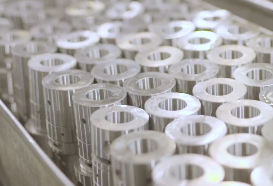 Zwolnienia grupowe w poznańskim zakładzie. Pracę ma stracić choćby połowa załogi