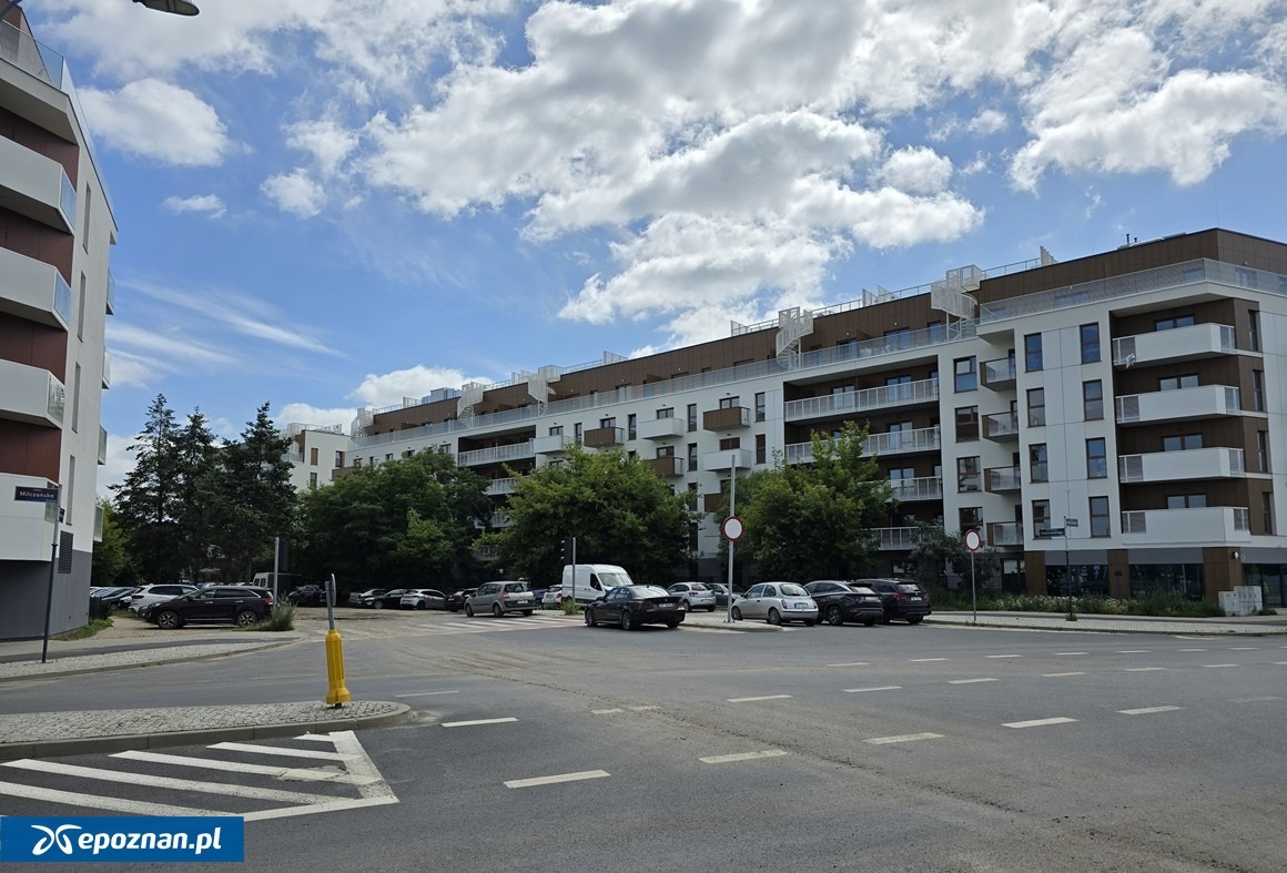 Na Łacinie w końcu ma powstać nowa ulica, która przetnie torowisko i domknie "ring". Mieszkańcy podzieleni