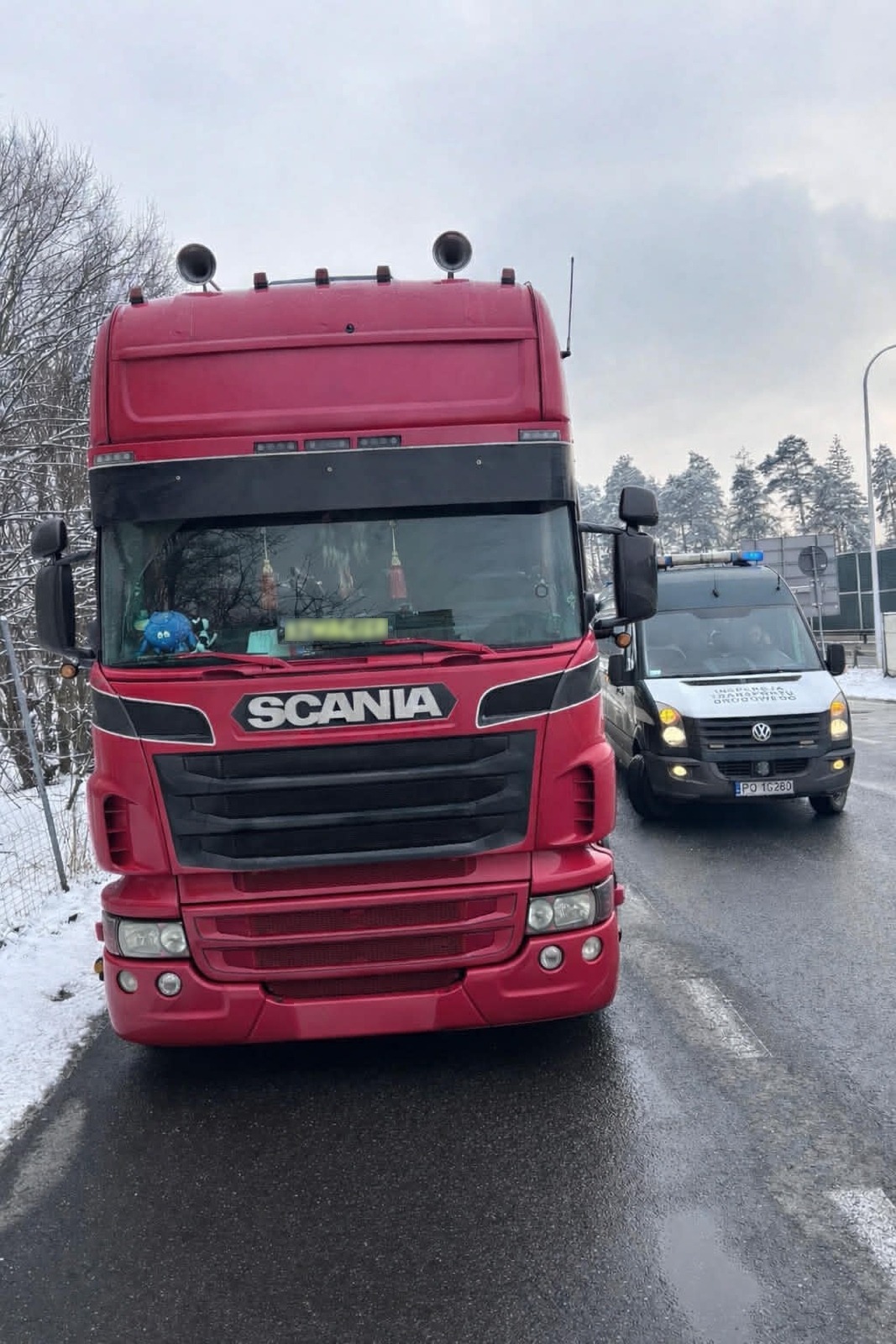 Fatalny wynik kontroli zawodowego kierowcy. Jechał bez minimalnego odpoczynku... przez ponad cztery doby