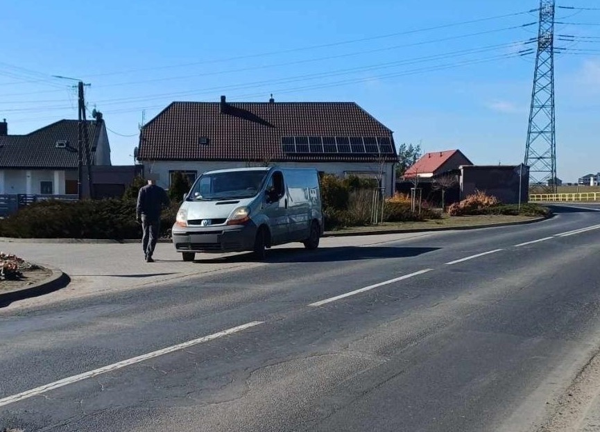 Stęszew: mężczyzna wszedł na prywatną posesję i zaczepił dziecko bawiące się na podwórku. "Chciałabym ostrzec mieszkańców"