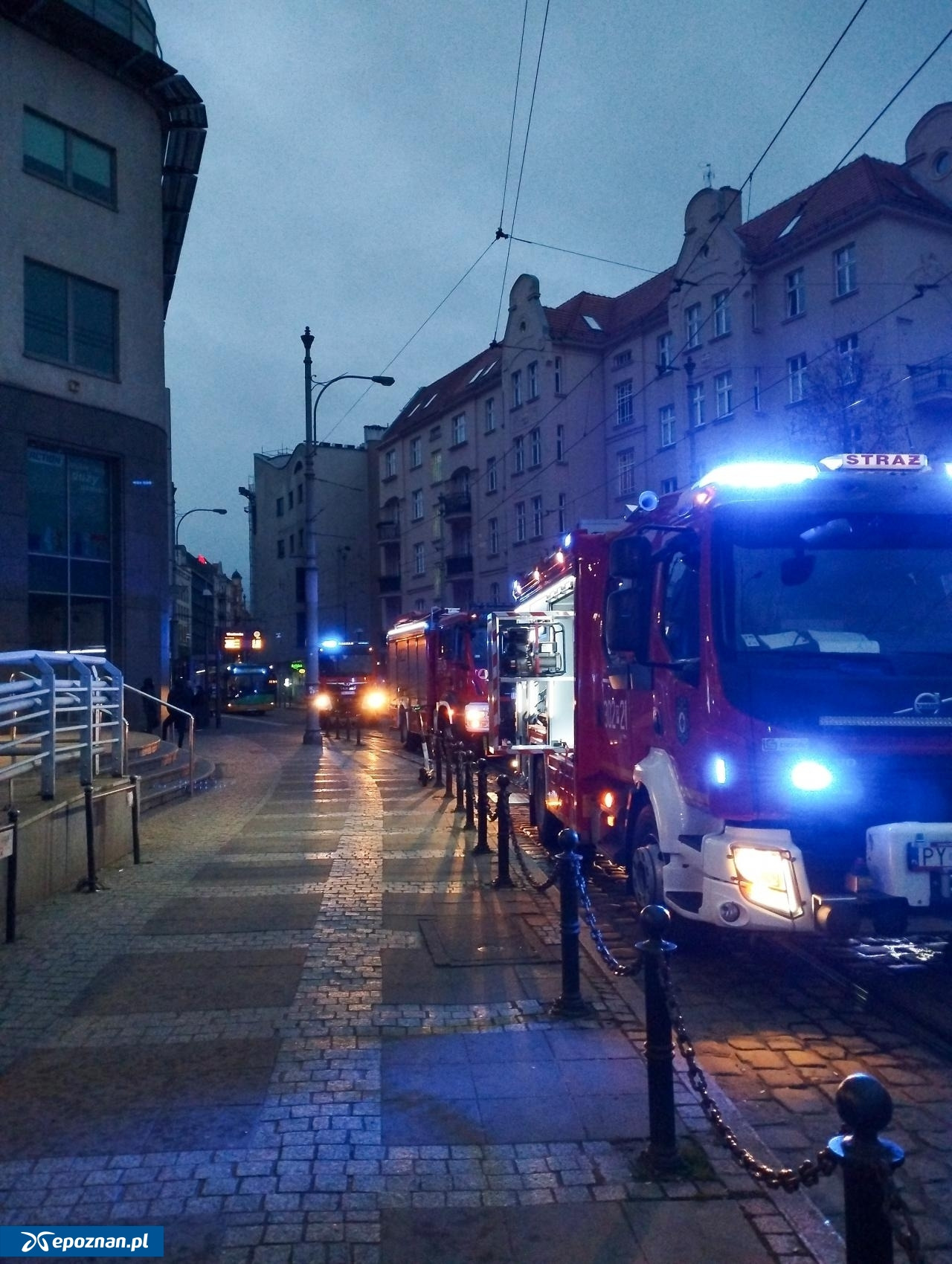 Mężczyzna poszukiwany w całym kraju usłyszał zarzuty. Chodzi o groźny pożar przy ulicy Wrocławskiej