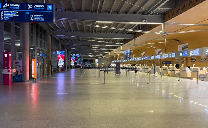 Port Lotniczy w Poznaniu przez sytuację w Iranie stracił już około 140 tysięcy złotych. Zawieszone połączenia z Poznania do Dubaju