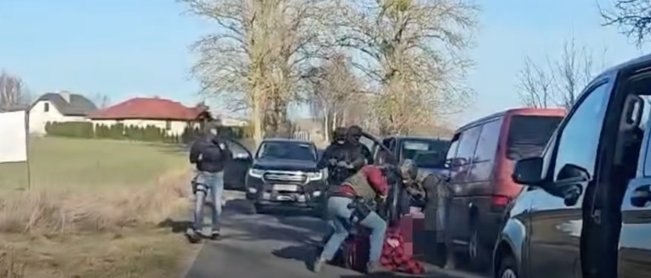 Akcja policji na drodze w regionie. Jedną z ofiar zatrzymanego seniorka ze Swarzędza