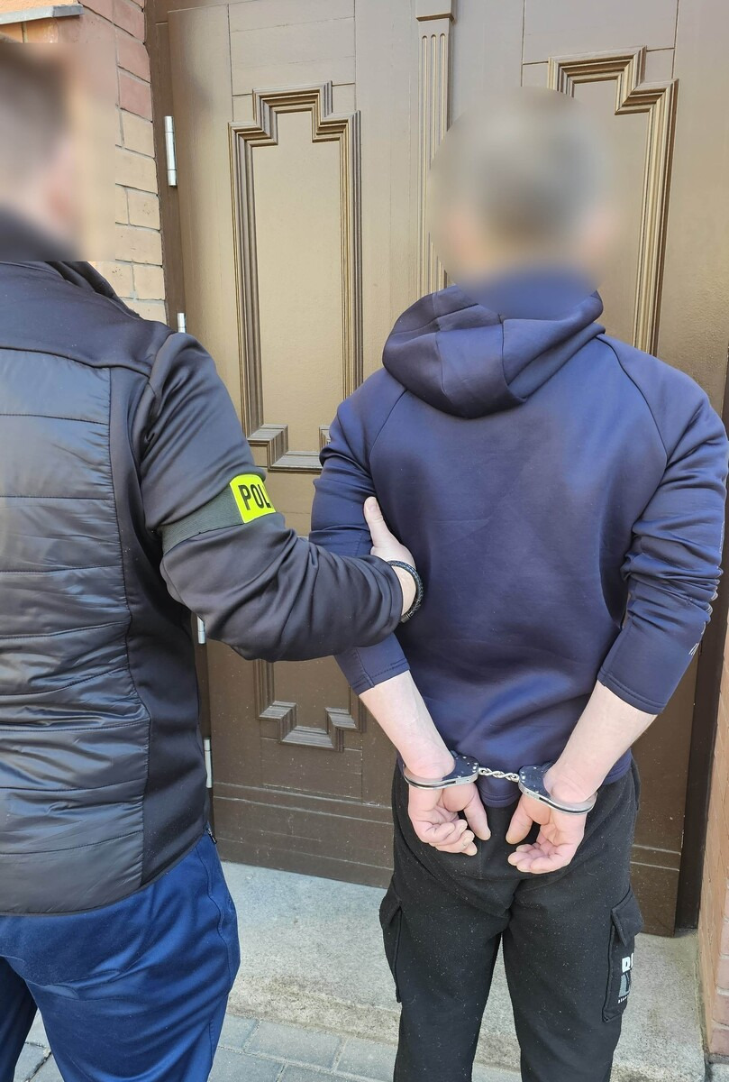 Akcja poznańskich policjantów w Szczecinie. Zatrzymali zaskoczonego 36-latka