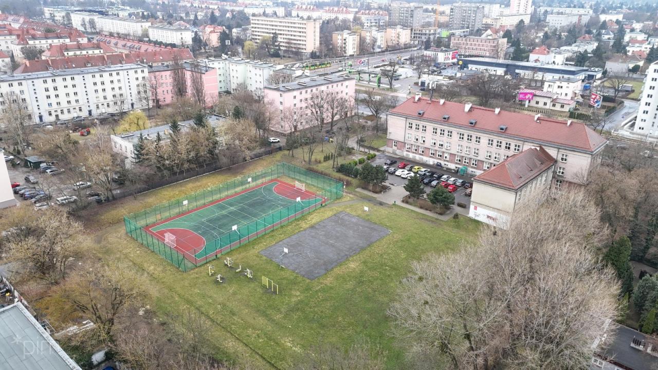 Poznańskie liceum zyska nową salę gimnastyczną
